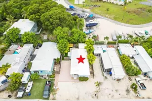 129 Airstream Ln, Plantation Key, FL 33070 - Photo 2