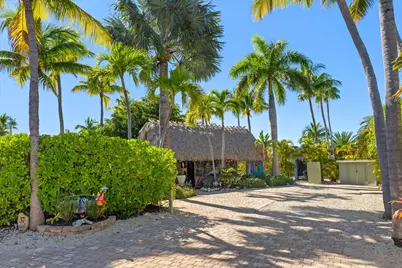 2950 Overseas Highway #37, Saddlebunch, FL 33040 - Photo 1