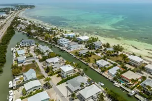 159 Iroquois Dr, Lower Matecumbe, FL 33036 - Photo 2