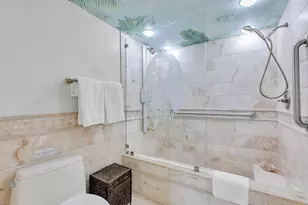 1133 W Ocean Dr, Key Colony, FL 33051 - Photo 24