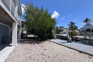 325 Pirates Rd, Little Torch Key, FL 33042 - Photo 22
