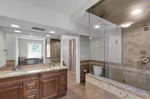 272 W Seaview Dr, Duck Key, FL 33050 - Photo 20