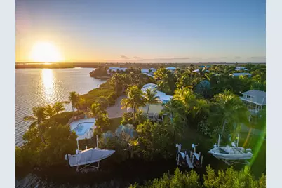 17385 Keystone Road, Sugarloaf Key, FL 33042 - Photo 14
