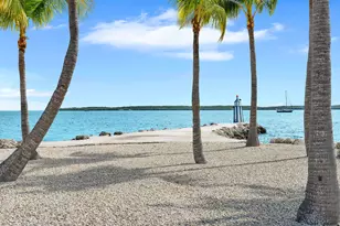 76 Ocean Dr, Key Largo, FL 33037 - Photo 48