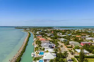 247 W Seaview Cir, Duck Key, FL 33050 - Photo 60