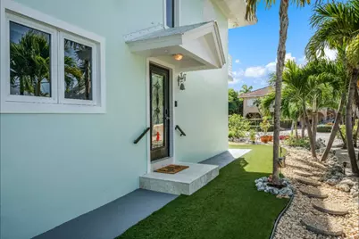 247 W Seaview Circle, Duck Key, FL 33050 - Photo 4