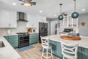 247 W Seaview Cir, Duck Key, FL 33050 - Photo 18