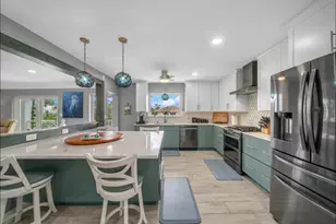 247 W Seaview Cir, Duck Key, FL 33050 - Photo 16