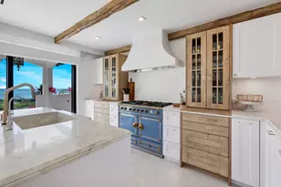 210 W Seaview Cir, Duck Key, FL 33050 - Photo 40