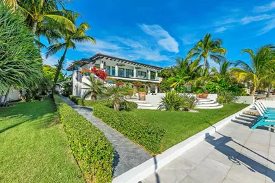 210 W Seaview Circle, Duck Key, FL 33050 - Photo 14