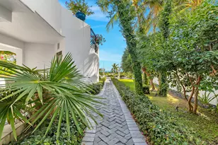 210 W Seaview Cir, Duck Key, FL 33050 - Photo 18