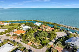 301 Ixora St, Duck Key, FL 33050 - Photo 84