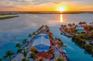 17013 Coral Dr, Sugarloaf Key, FL 33042 - Photo 2