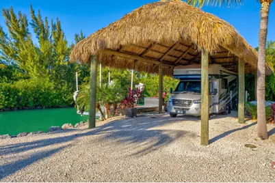 17013 Coral Drive, Sugarloaf Key, FL 33042 - Photo 46