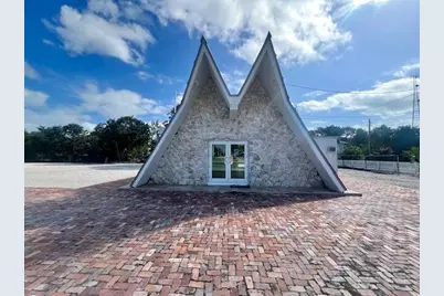 106309 Overseas Highway, Key Largo, FL 33037 - Photo 2