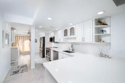 87200 Overseas Highway #O8, Plantation Key, FL 33036 - Photo 2