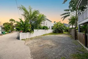 1115 Fleming St, Key West, FL 33040 - Photo 36