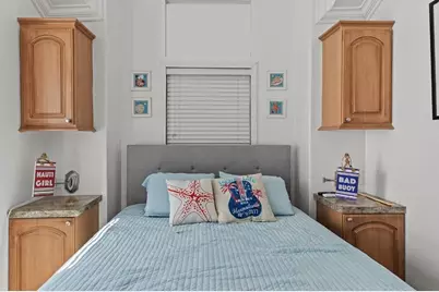 31478 Avenue E, Big Pine Key, FL 33043 - Photo 14