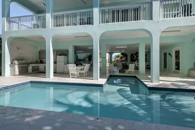 426 Calle Limon, Marathon, FL 33050 - Photo 1