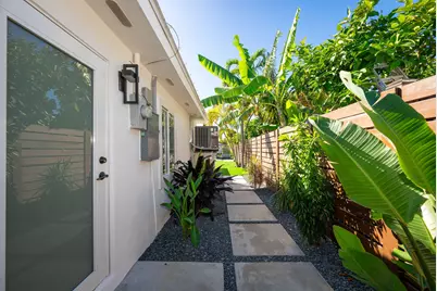 1724 Bahama Drive, Key West, FL 33040 - Photo 26
