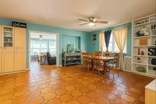 715 E Caribbean Dr, Summerland Key, FL 33042 - Photo 4