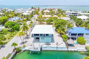 887 Bay Dr, Summerland Key, FL 33042 - Photo 58