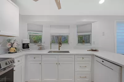 31240 Avenue H, Big Pine Key, FL 33043 - Photo 4