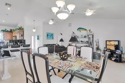 900 Shelter Bay Dr Ocean Drive, Key Colony, FL 33051 - Photo 28