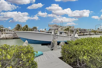 651 9th Street, Key Colony, FL 33051 - Photo 10