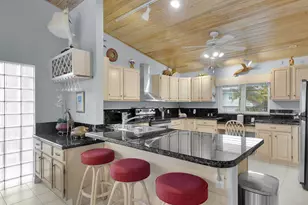 651 9th St, Key Colony, FL 33051 - Photo 26