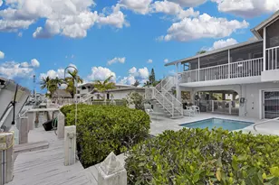 651 9th St, Key Colony, FL 33051 - Photo 12