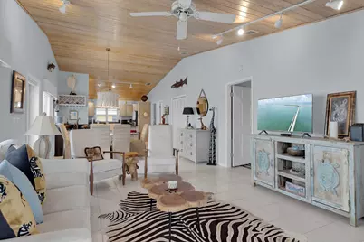 651 9th Street, Key Colony, FL 33051 - Photo 22