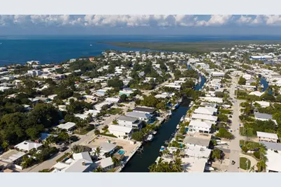 240 S Coconut Palm Boulevard, Plantation Key, FL 33070 - Photo 32