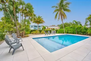 1240 Coury Dr, Key Colony, FL 33051 - Photo 38