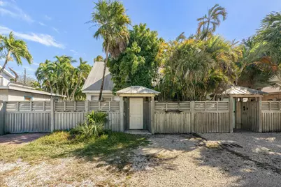 2012 Roosevelt Drive, Key West, FL 33040 - Photo 2