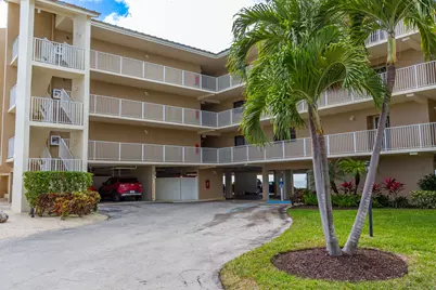 1133 W Ocean Drive #16, Key Colony, FL 33051 - Photo 32