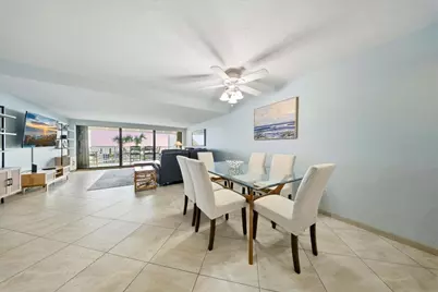 1133 W Ocean Drive #7, Key Colony, FL 33051 - Photo 8