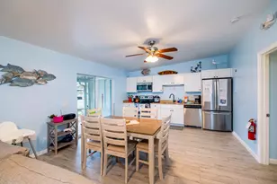 410 10th St, Key Colony, FL 33051 - Photo 4