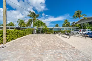 410 10th St, Key Colony, FL 33051 - Photo 50