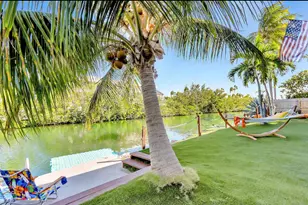 37 Blue Water Dr, Lower Sugarloaf Key, FL 33040 - Photo 42