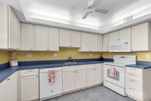 601 W Ocean Dr, Key Colony, FL 33051 - Photo 18