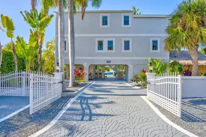 17183 Coral Drive, Sugarloaf Key, FL 33042 - Photo 8