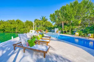 17183 Coral Dr, Sugarloaf Key, FL 33042 - Photo 52