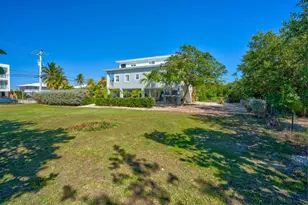121 Bimini Dr, Duck Key, FL 33050 - Photo 40