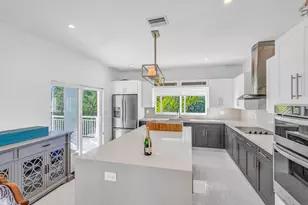 121 Bimini Dr, Duck Key, FL 33050 - Photo 4