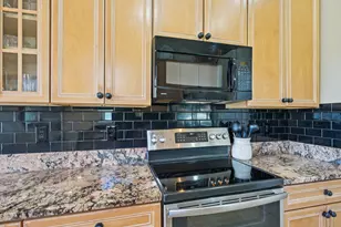 709 Blackmoor Gate Ln, Other, FL 32619 - Photo 18