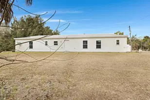 114 N Myrtle St, Fellsmere, FL 00000 - Photo 2