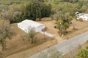 114 N Myrtle St, Fellsmere, FL 00000 - Photo 4