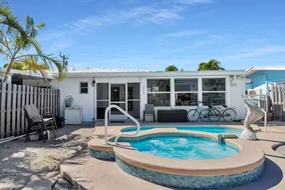230 11th Street, Key Colony, FL 33051 - Photo 6