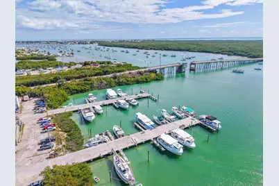 212 20th Street, Marathon, FL 33050 - Photo 2